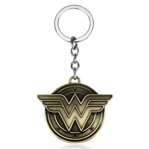 🎀2/20🎀 New Bronze Wonder Woman Keychain